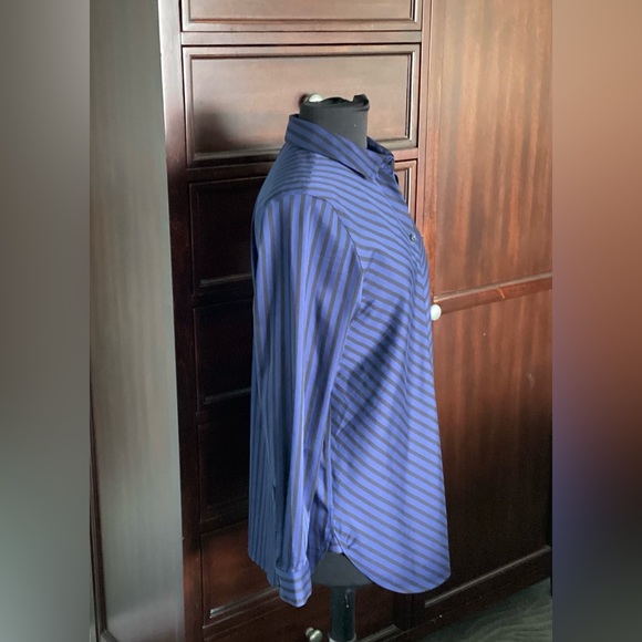 CHICO's Shirt No Iron Royal Blue & Black Button Front Long Sleeve EUC Sz 1= M(8) - Picture 6 of 10